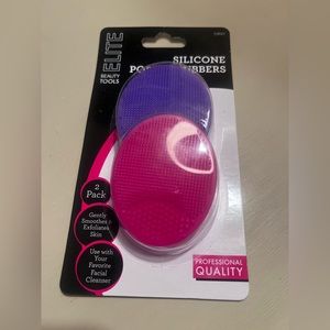 Silicone Pore Scrubbers